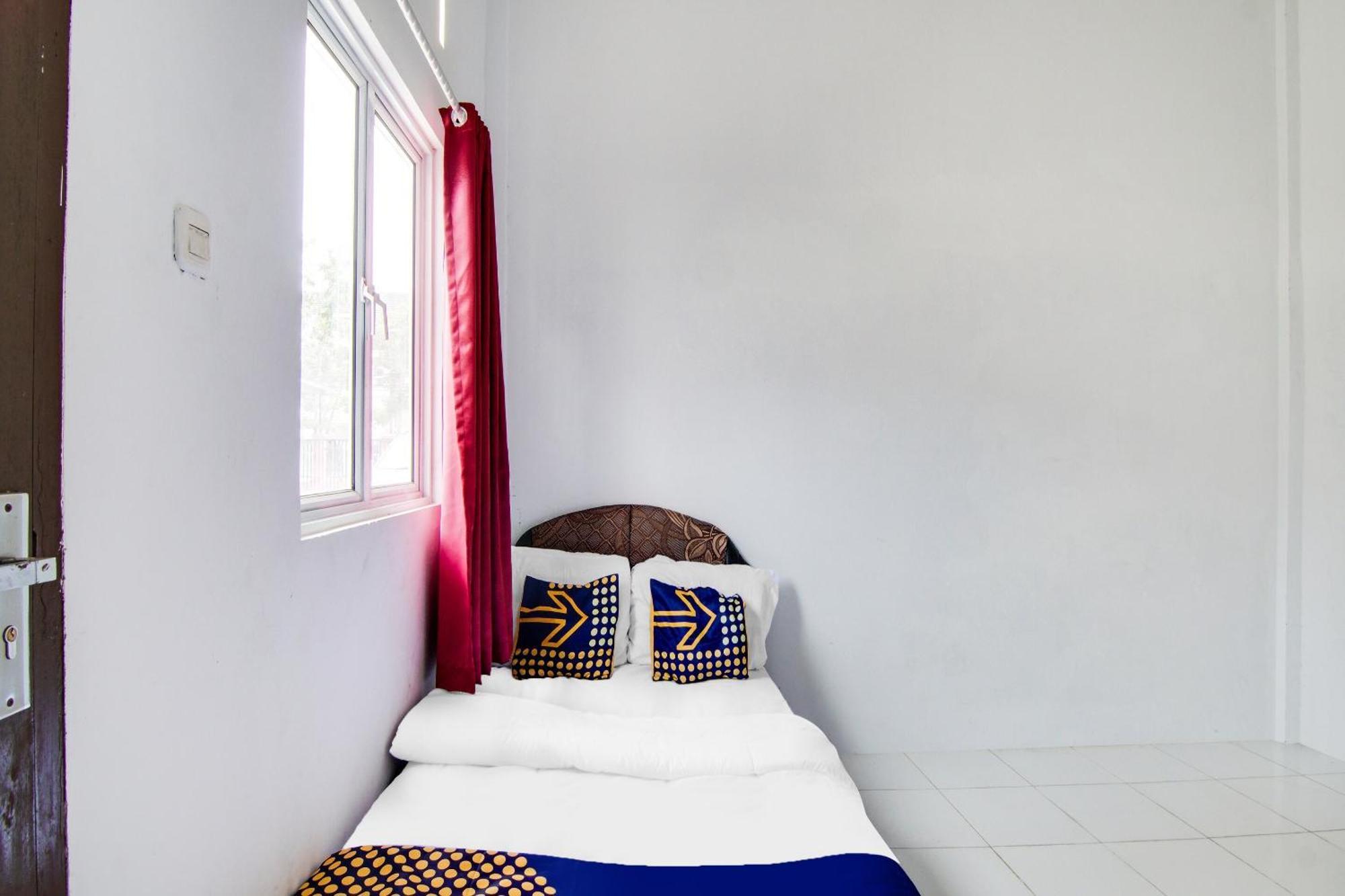 פקאנבארו Spot On 91858 Raja Homestay Syariah מראה חיצוני תמונה
